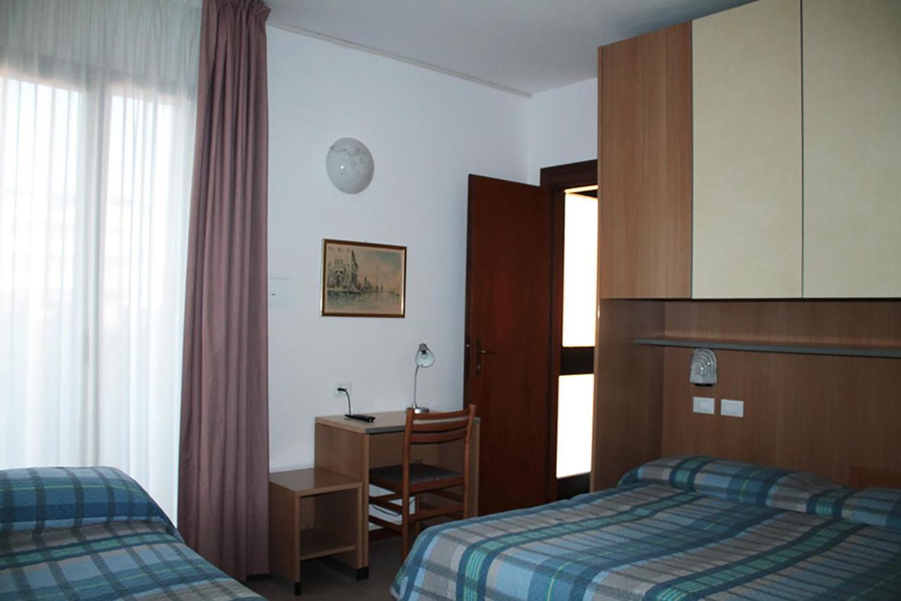 Hotel Ondina ليدو دي يسولو المظهر الخارجي الصورة